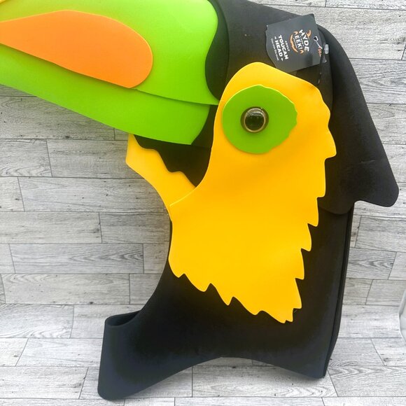 Brand NWT Hyde & Eek Adult Toucan Head Foam Halloween Costume One Size Fits Most - Picture 4 of 7